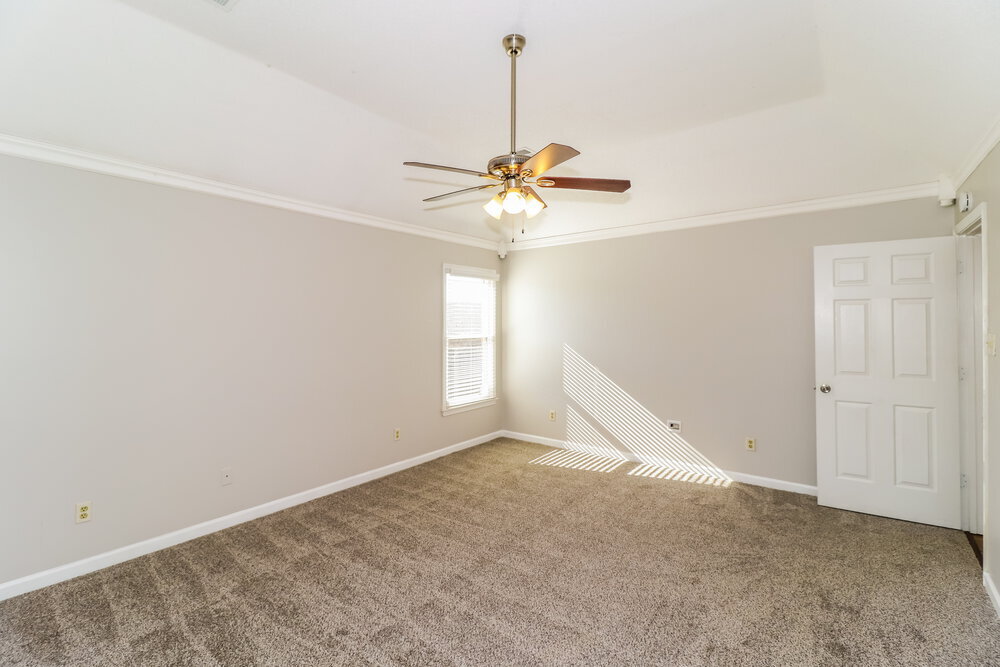 Building Photo - 1418 Hidden Ridge Ln