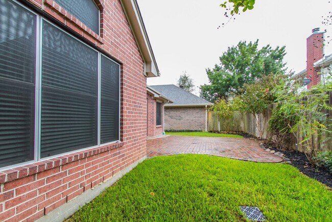 Building Photo - 1230 Sienna Hill Dr