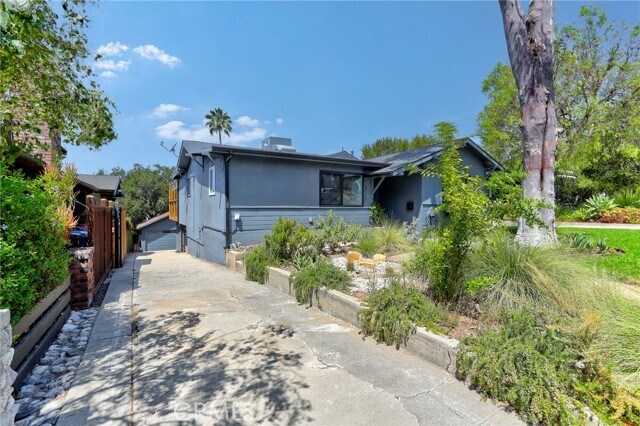 Building Photo - 5235 Mt Helena Ave