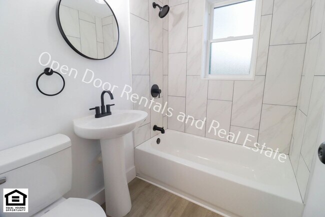 Building Photo - 1823 Griswold Dr