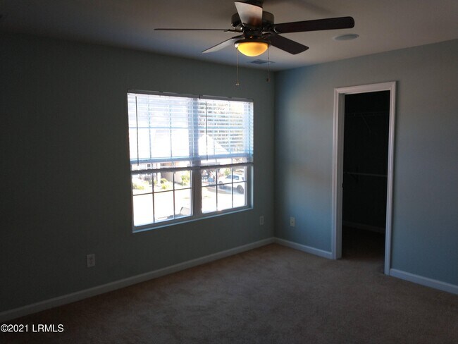 Building Photo - 38 Pennyroyal Way