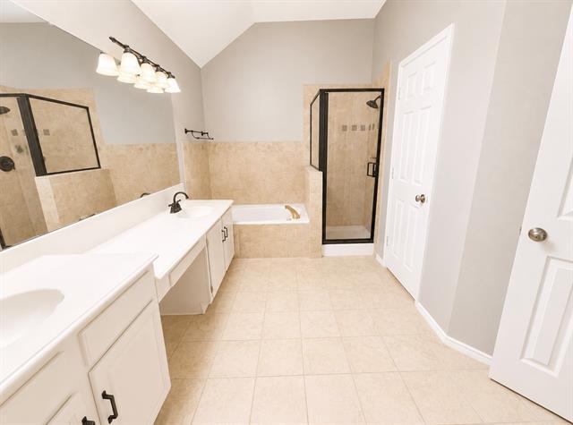 Building Photo - 7900 Squire Ln
