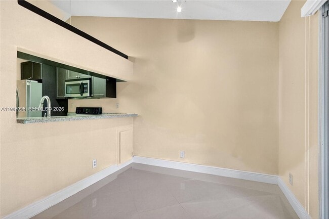 Building Photo - 9407 SW 138th Pl