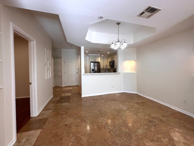 Building Photo - 4750 Templeton St