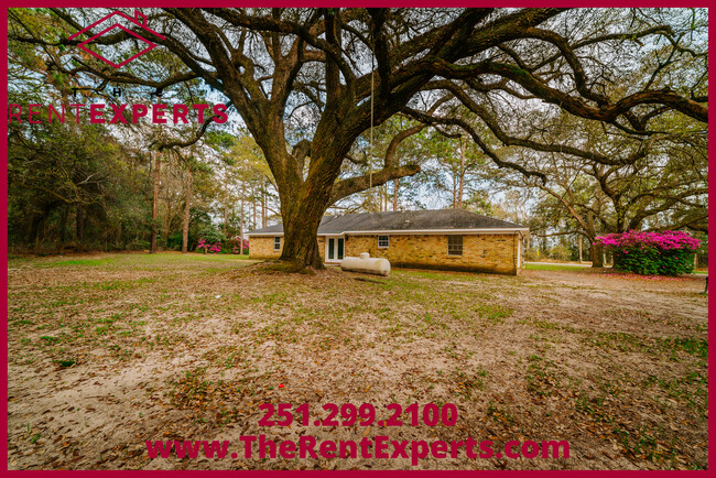 Building Photo - 10470 Old Pascagoula Rd