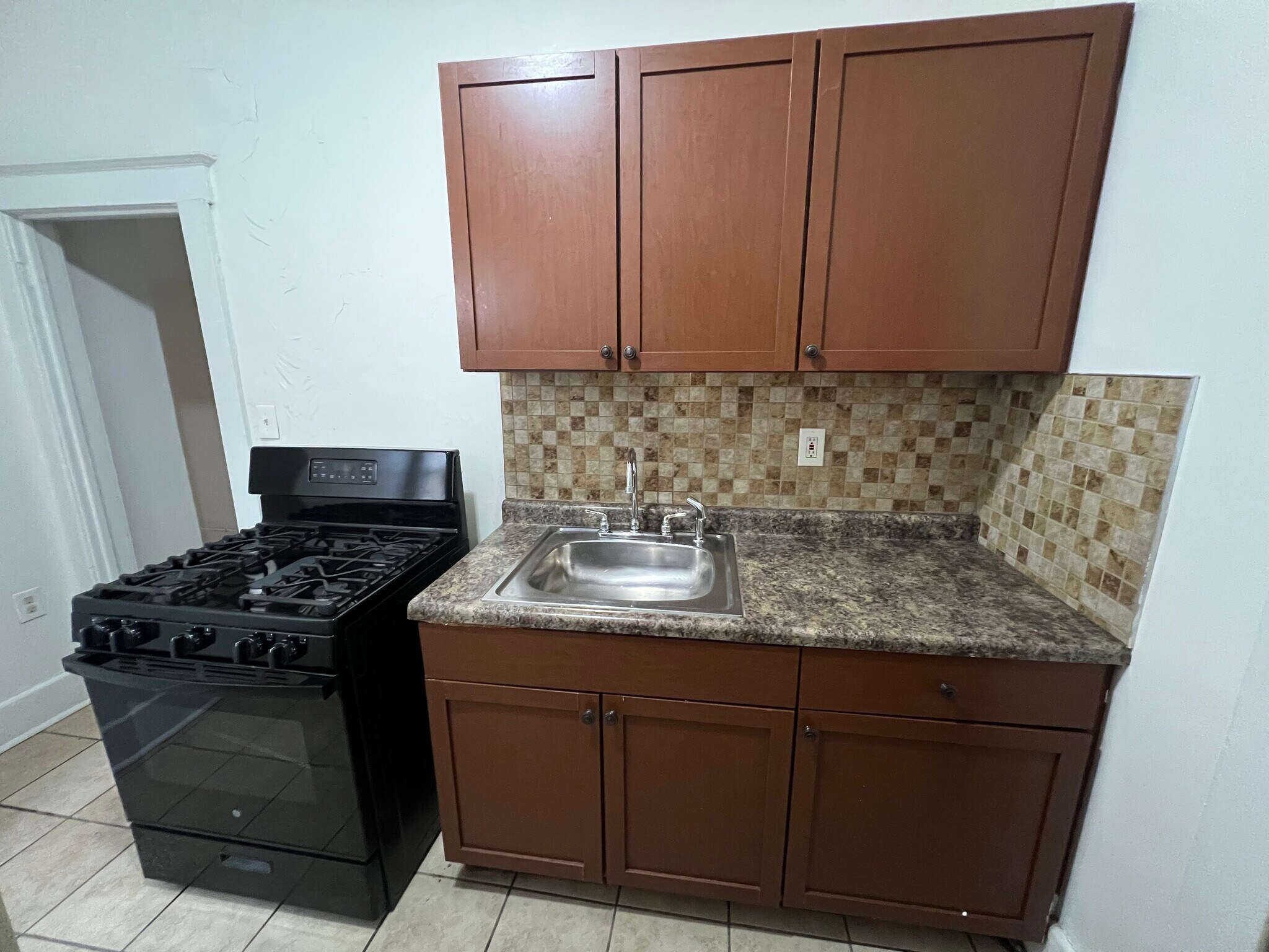 Building Photo - 1945 W Bethune St