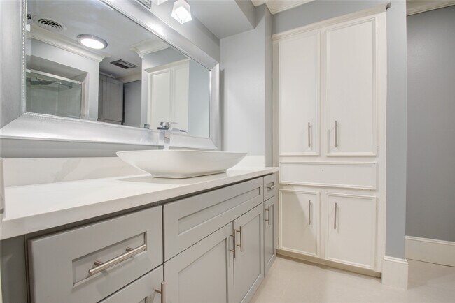 Building Photo - 14611 Bramblewood Dr