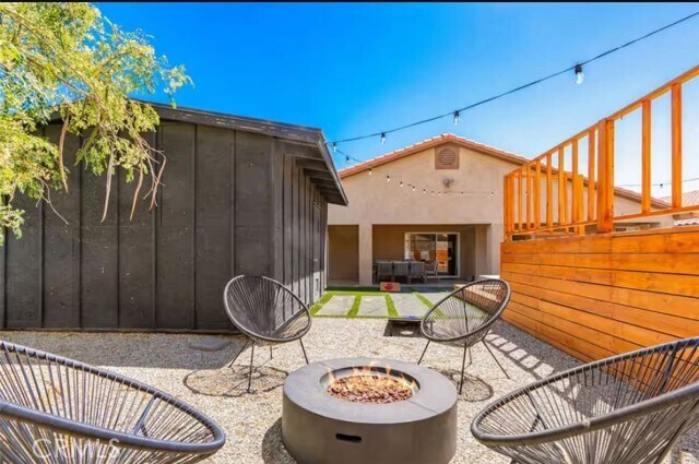 Building Photo - 15123 Avenida Ramada