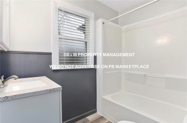 Building Photo - 3703 W 47th Pl
