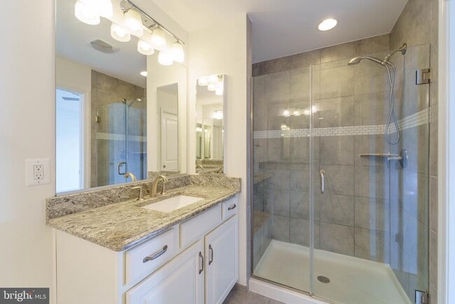 Building Photo - 23503 Adagio Terrace