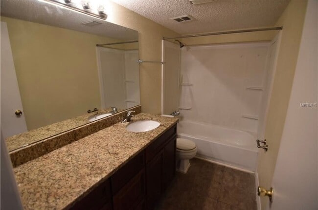 Building Photo - 2B/1B Condo 12 min from Orlando downtown