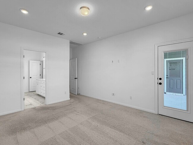 Building Photo - 2608 Emerson Trl