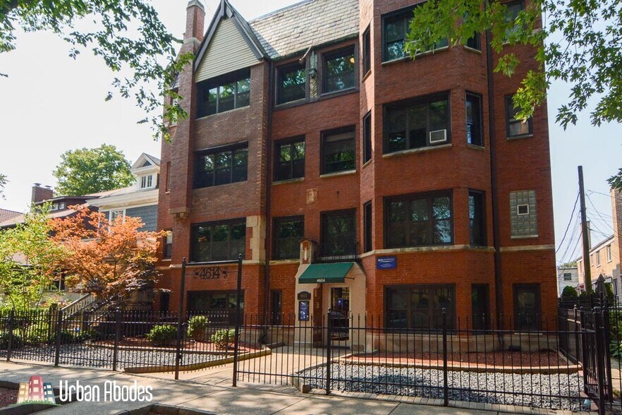 Building Photo - 4614 Paulina N St