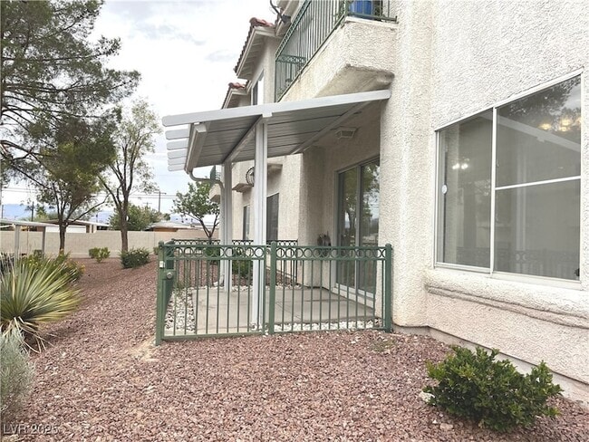 Building Photo - 6201 E Lake Mead Blvd