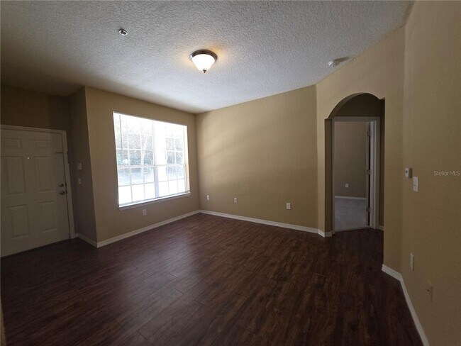 Building Photo - 824 Grand Regency Pointe