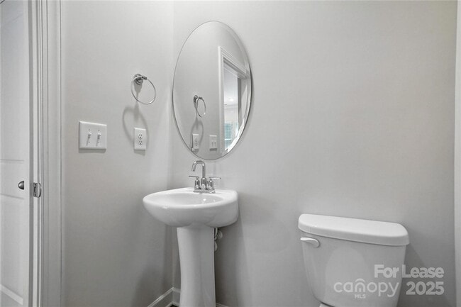 Building Photo - 125 Cedar Knoll Cir