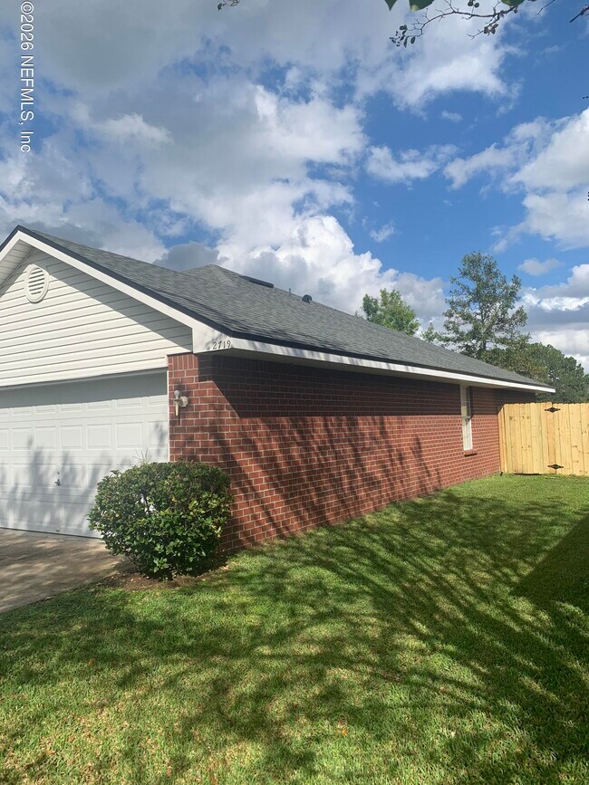 Building Photo - 2719 Taylor Hill Dr