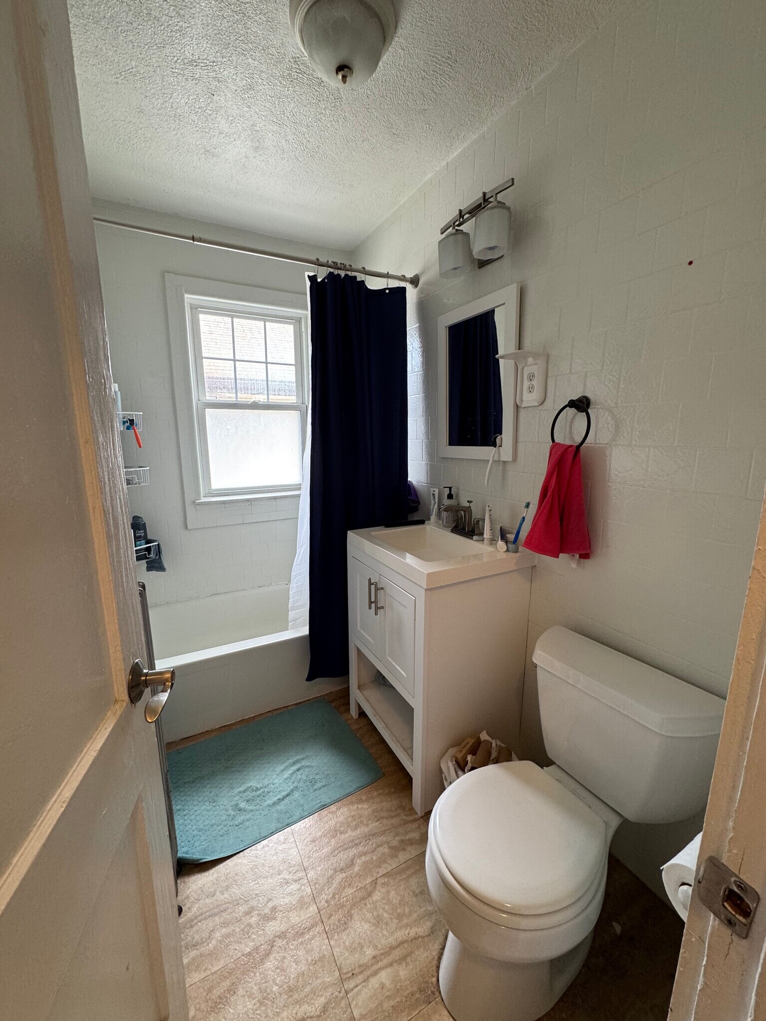 Building Photo - 60 Litchfield St