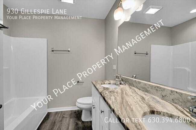 Building Photo - 930 Gillespie Ln