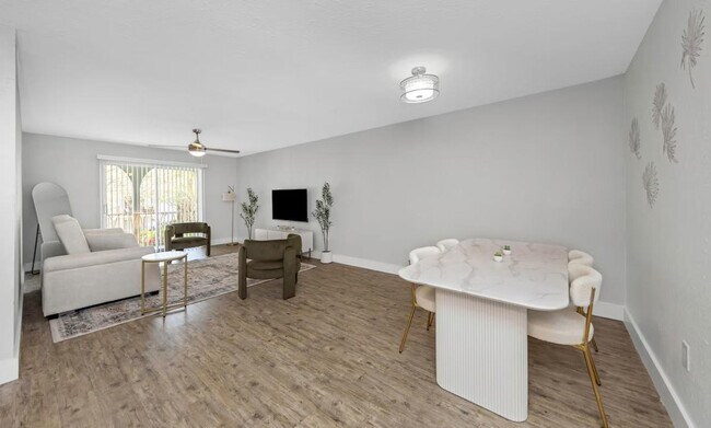 Building Photo - 4311 W Cleveland St