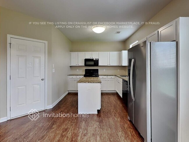 Building Photo - 150 Forrest Hills Dr