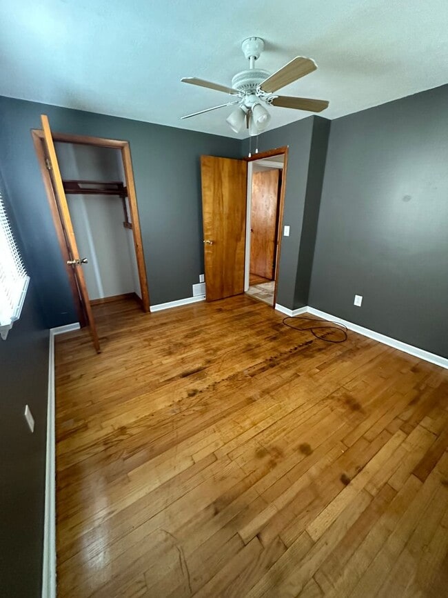 Building Photo - 1141 Hickory St