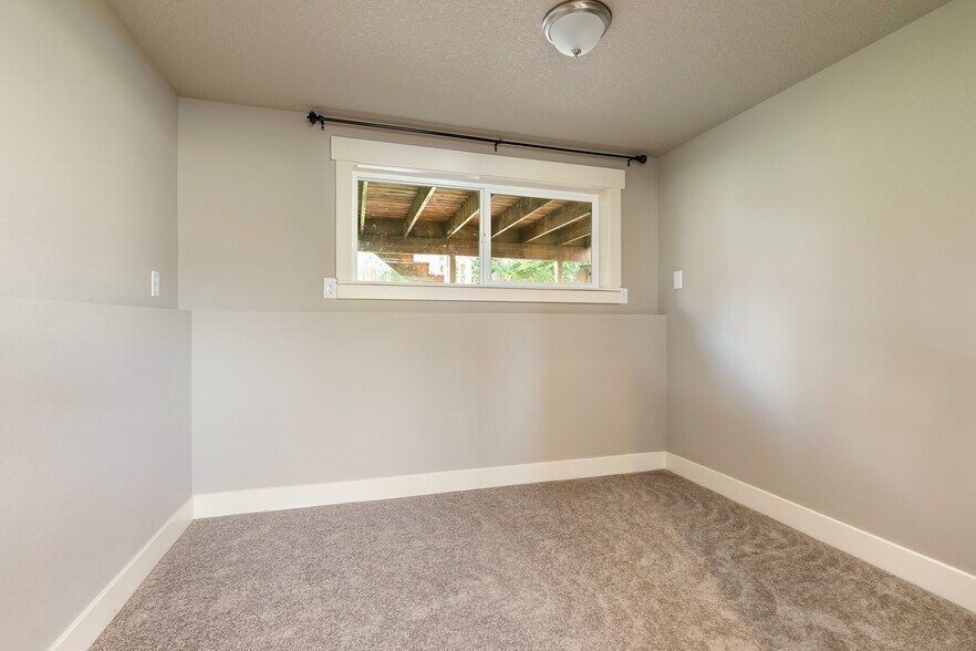 Building Photo - 14170 SW 22nd St