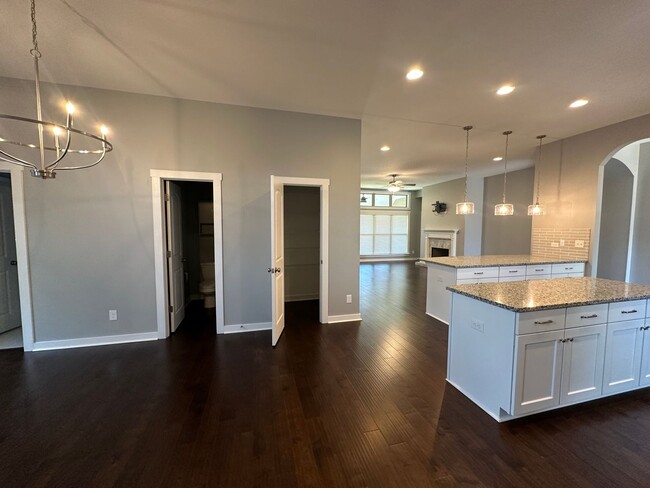 Building Photo - Beautiful Prattville Home