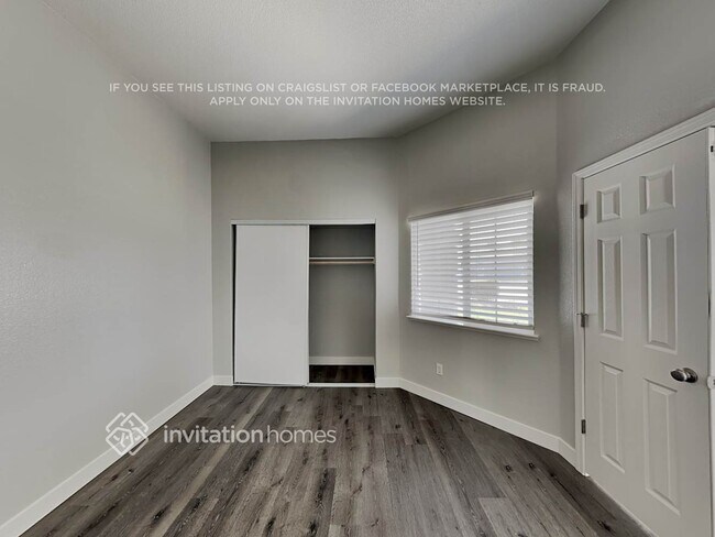 Building Photo - 2030 Butterfield Ln