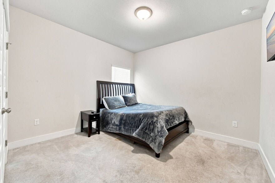 Building Photo - 1118 Pheasant Cir
