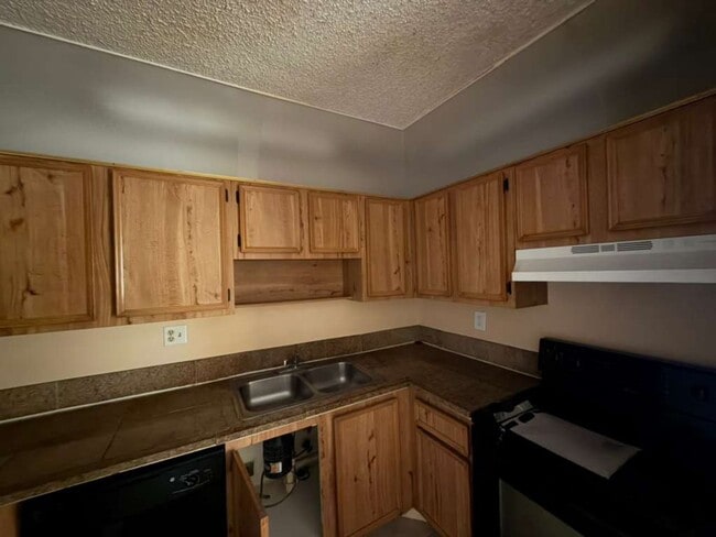 Building Photo - 11394 Royal Palm Blvd