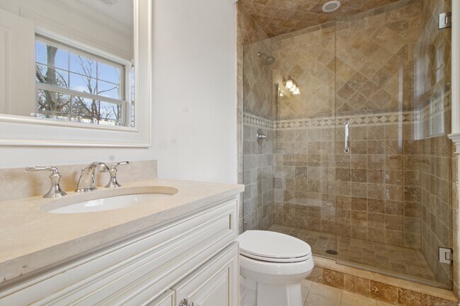 Building Photo - 57 Overbrook Dr
