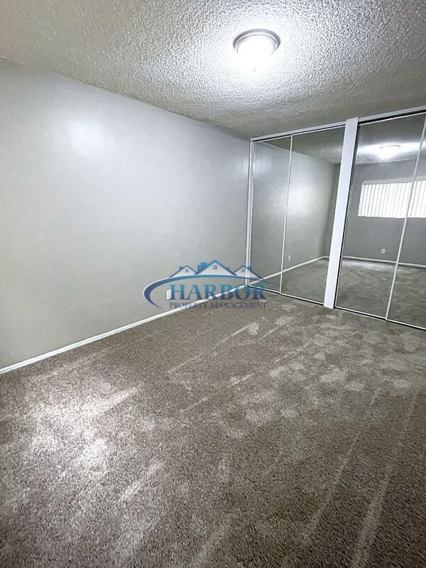 Building Photo - 822 S Leland St