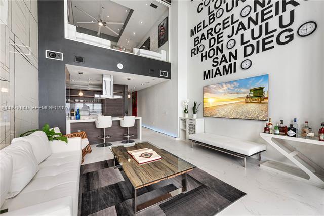 Building Photo - 1100 Biscayne Blvd