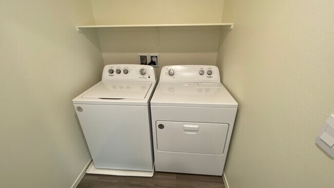 Building Photo - 2 Bedroom NEW Townhouse with Mountain Views close to the VA Hospital in North Las Vegas.