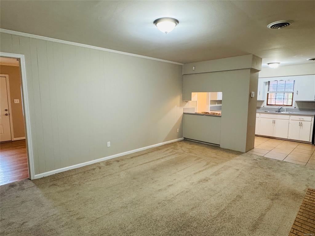 Building Photo - 3253 Windwood Dr
