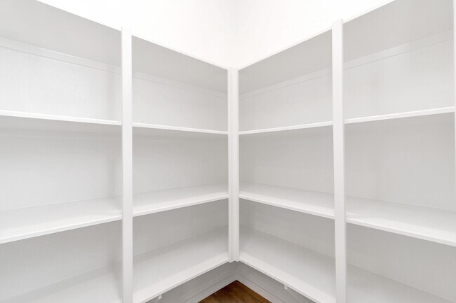 Building Photo - 4718 Seagrass Knoll Dr