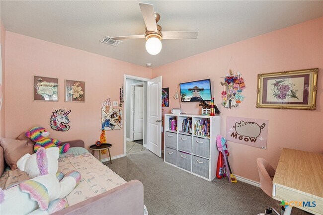 Building Photo - 3303 Vineyard Trail