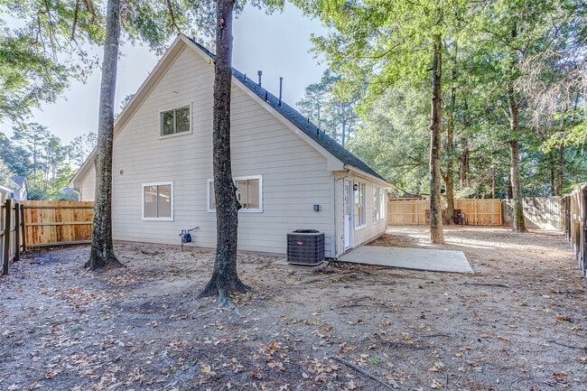 Building Photo - 21892 Silver Oak Ct