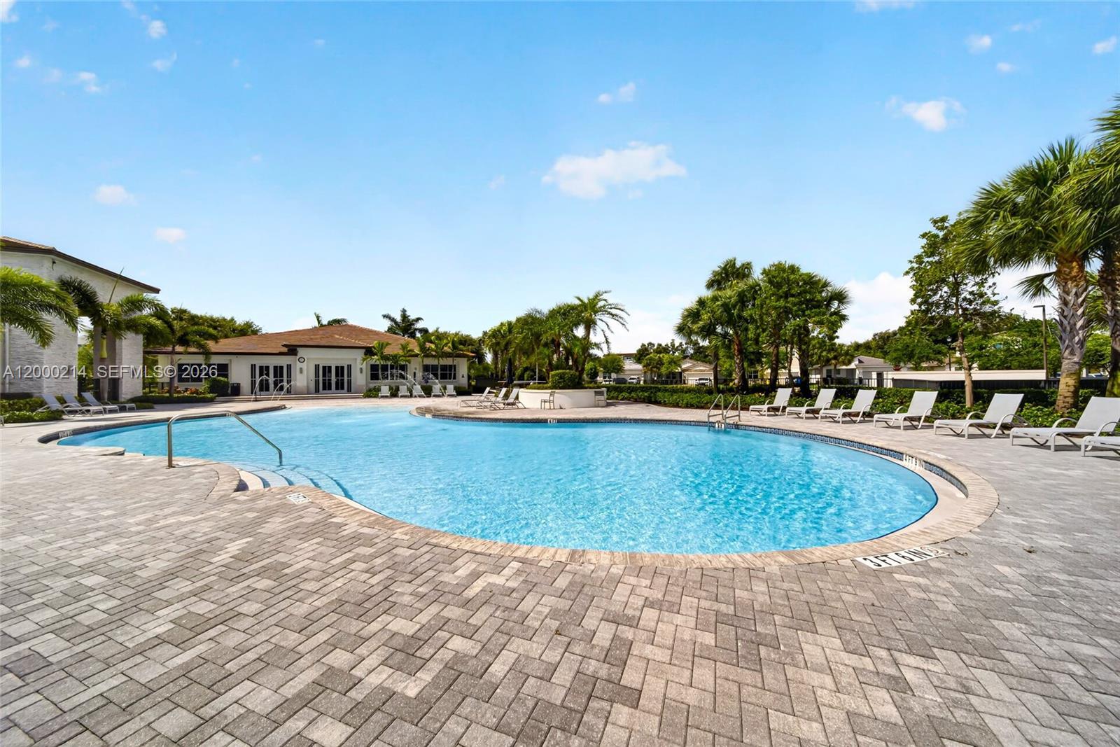 Building Photo - 4349 Veleiros Ave