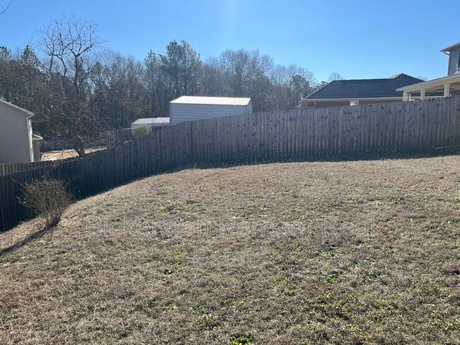 Building Photo - 410 26th Ct