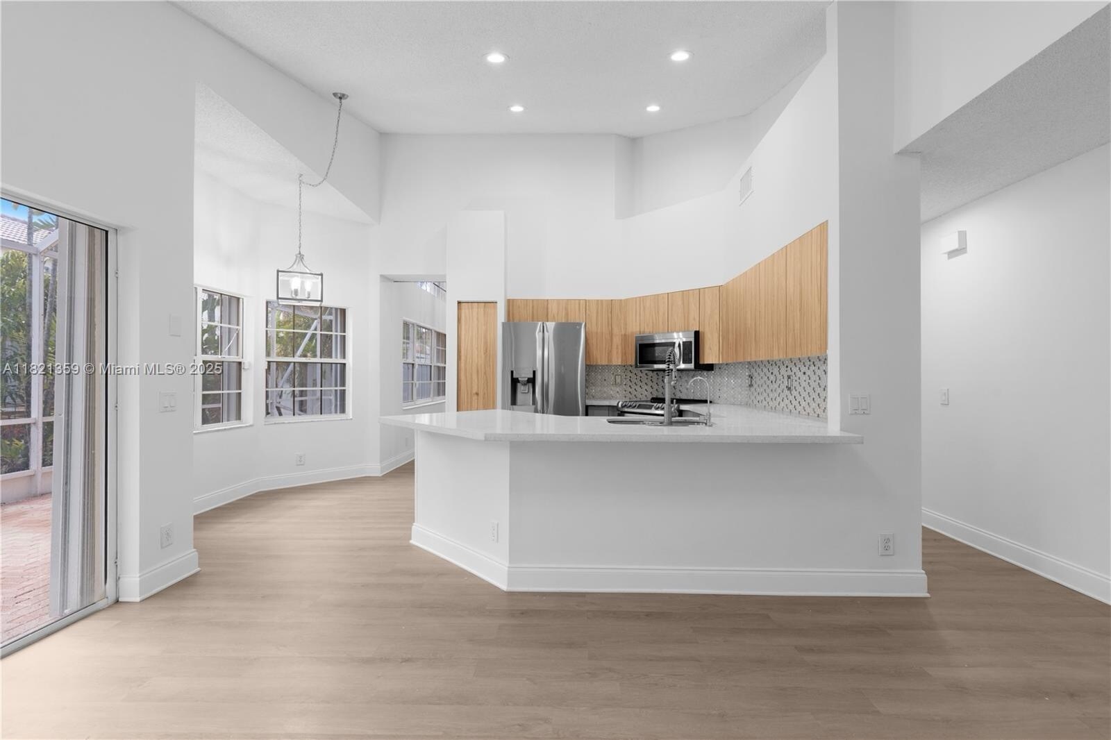 Building Photo - 1525 Seabay Rd
