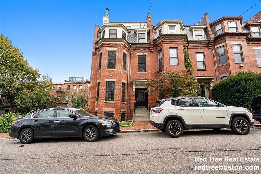 Building Photo - 59 Fort Ave