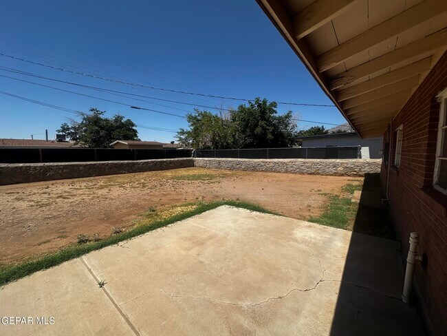 Building Photo - 5116 Marie Tobin Dr
