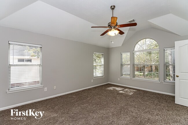 Building Photo - 52 Teak Mill Pl