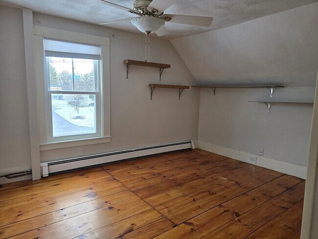 Building Photo - 223 Central St