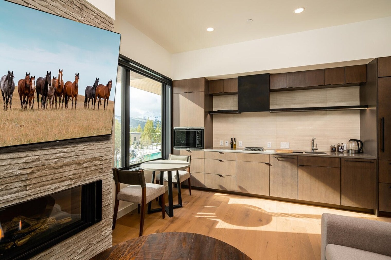 Building Photo - 4 Boathouse Way