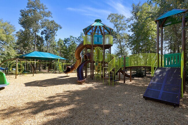 Building Photo - 23810 Maida Vw