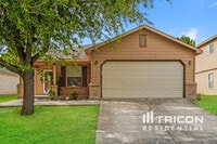 Building Photo - 353 Willow View