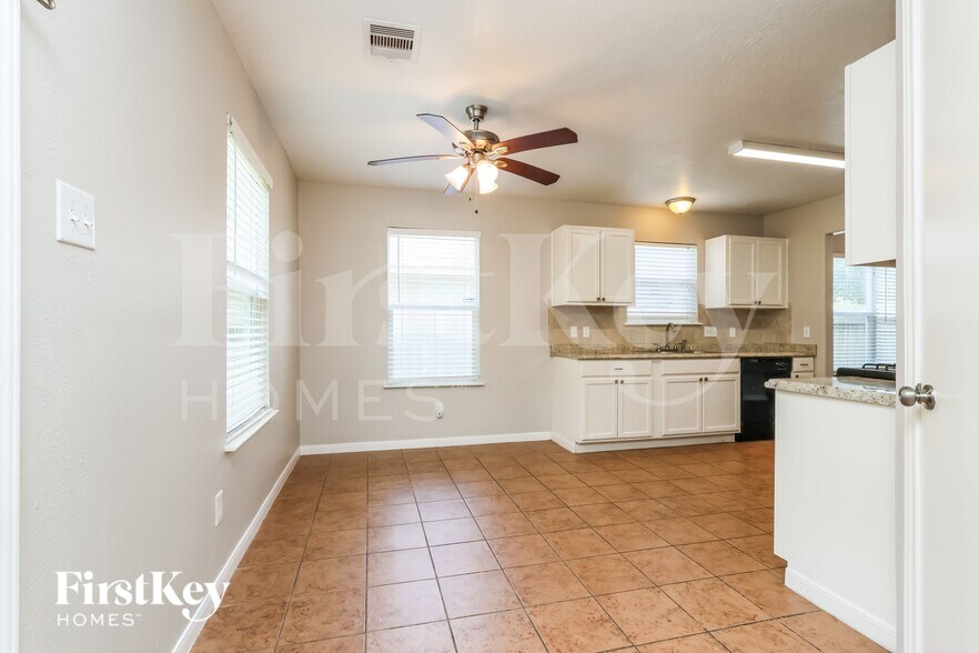 Building Photo - 2603 Cypress Island Dr
